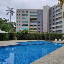 Venta o Alquiler apartamentos en el exclusivo conjunto "Paraso Los Chorros. Alquiler $9-11/m2 Venta $2.220/m2