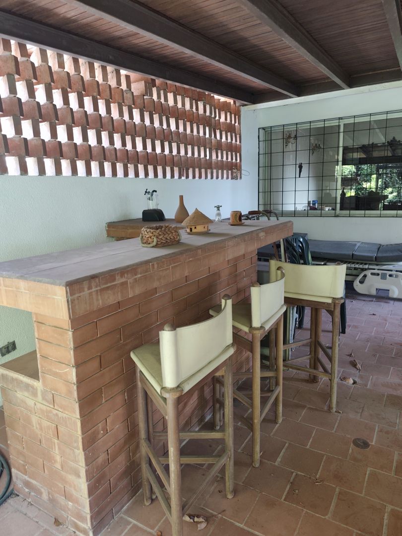 Venta Casa en Santa Marta, Caracas, para remodelar, excelente ubicacin en urbanizacin cerrada con control de acceso.