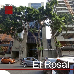Ubicada en la Torre "Provincial" de la Av. Venezuela de El Rosal.Area 138,43 m2. Solo 2 oficinas por piso. Magnfica ubicacin, en el corredor financiero y empresarial ms importante de la Capital.