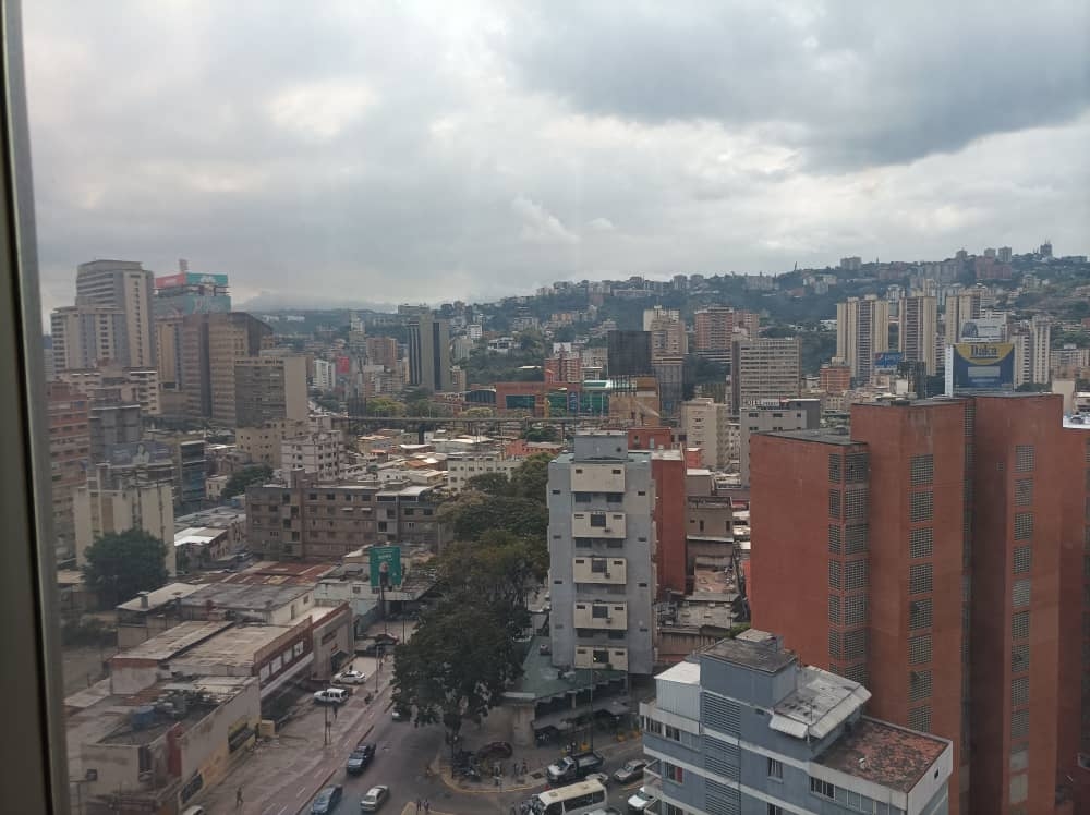 Oficina en Venta, 123 m2, Torre Banhorient, El Recreo, Ubicada en el corredor del Metro, al lado de la estacin Plaza Venezuela