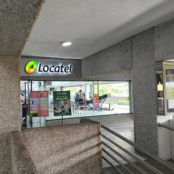 Venta de Local Comercial, C.C. El Sol en Santa Paula, muy bien distribu�do y proporcionado, funcionando. Excelente ubicaci�n y c�modo estacionamiento disponible para clientes.